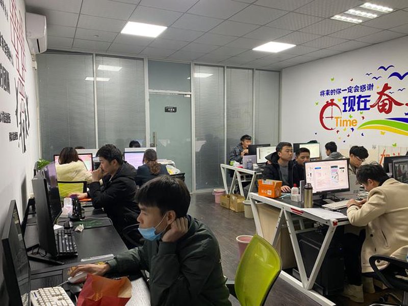 商务服务在上海：机遇与挑战并存